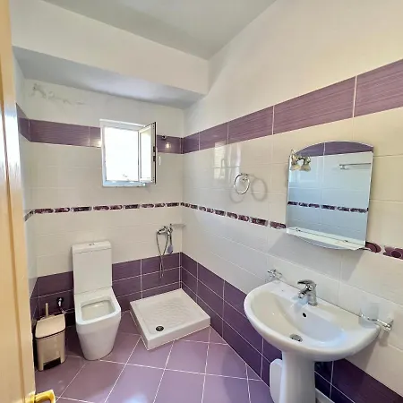 Apartment Ermis Apartament *