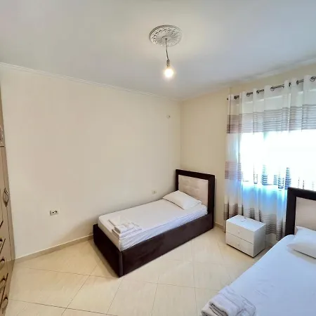 Ermis Apartament * Sarande