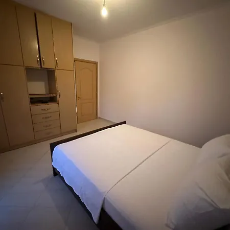Ermis Apartament Apartment Sarande